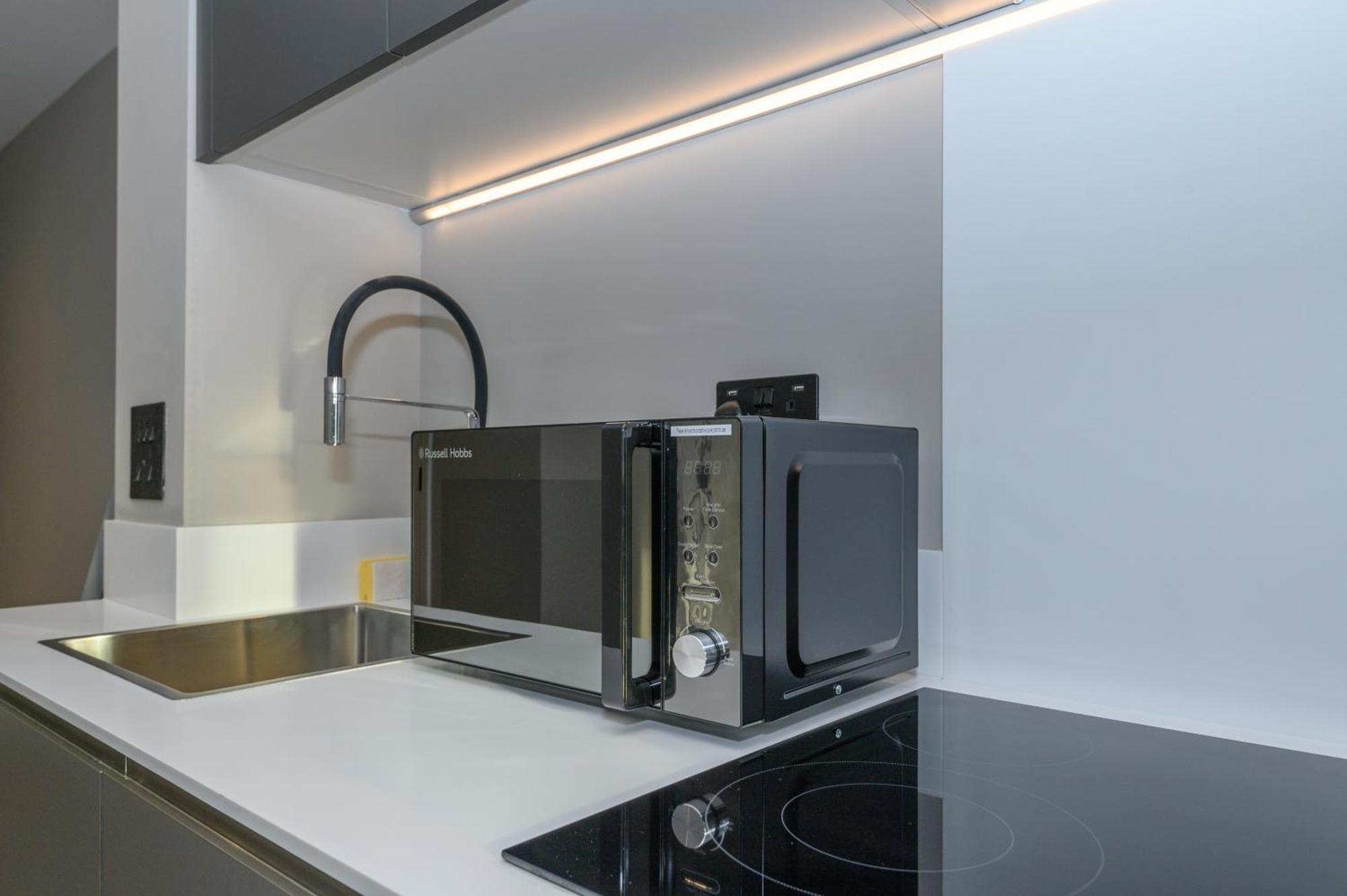 Superior 1 Bed Apartment By Leeds Train Staiton Exterior foto